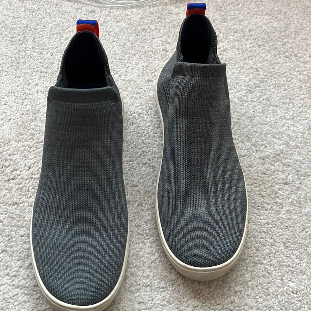 Rothys Womens Chelsea Slip On